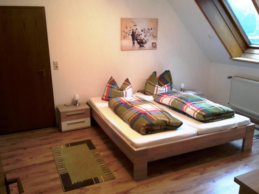 Pension Jaspis Pfaffenweiler Zimmer foto