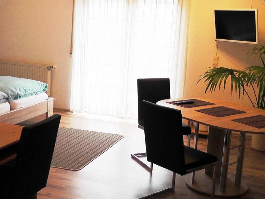Pension Jaspis Pfaffenweiler Zimmer foto
